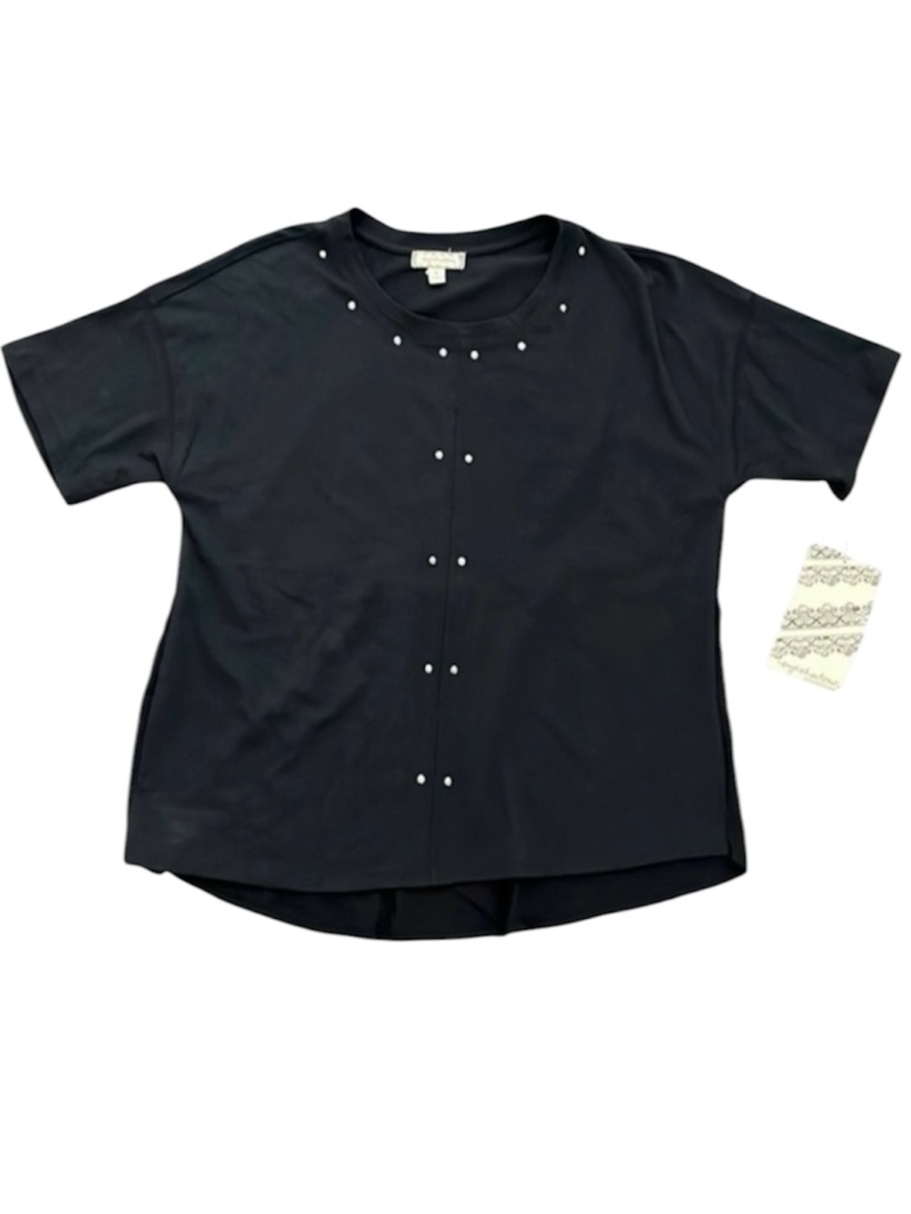 NWT 🖤 Stylish studded short sleeve black tee - S